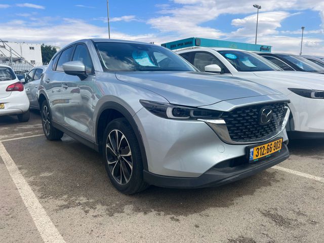 מודעת רכב מאזדה CX-5