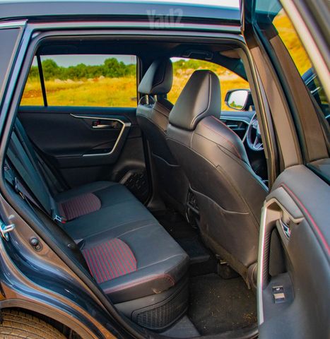 מודעת רכב טויוטה RAV4