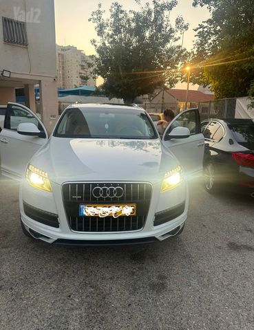 מודעת רכב אאודי Q7