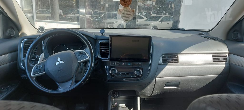 מודעת רכב מיצובישי אאוטלנדר
