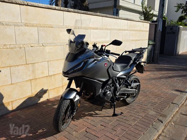 מודעת רכב הונדה NT1100
