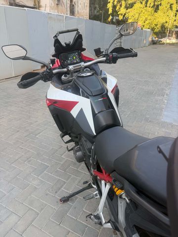 מודעת רכב דוקאטי מולטיסטרדה V4s
