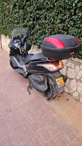 מודעת רכב קימקו דאון-טאון 350