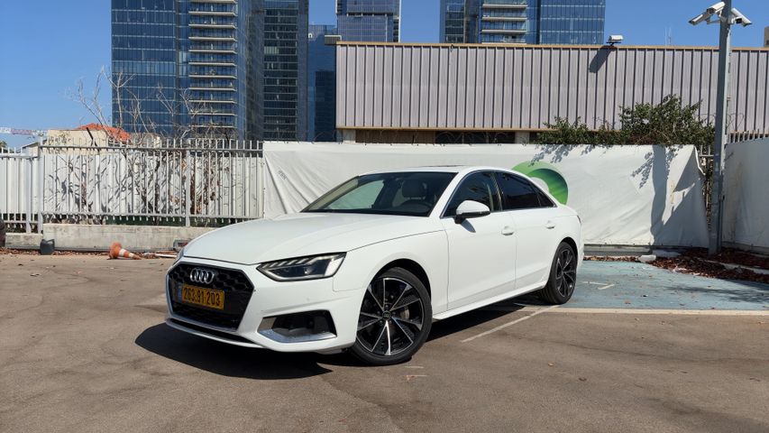 מודעת רכב אאודי A4