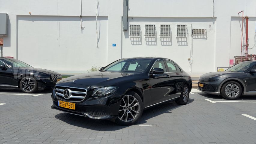 מודעת רכב מרצדס-בנץ E-class