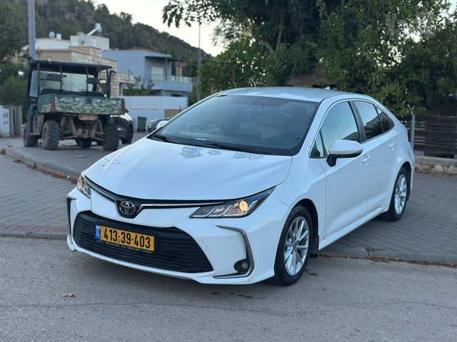 מודעת רכב טויוטה קורולה