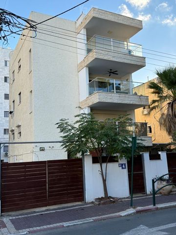שמעון 4
