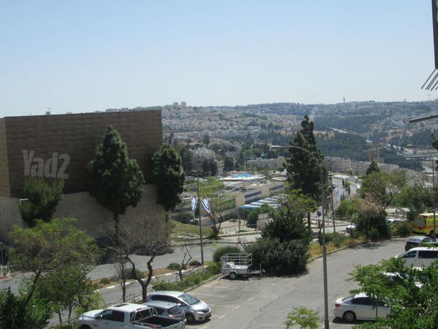 יחזקאל קויפמן 13