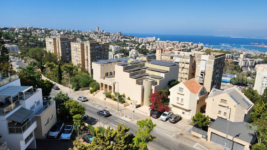 ארתור הנטקה 72