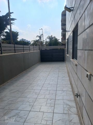 משה צדקה 5