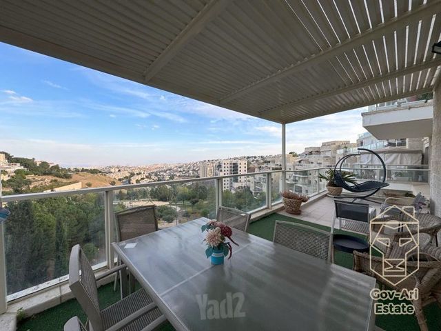 קורץ 