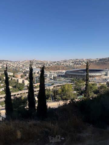 דירת גן להשכרה בירושלים (תיווך) — 3
