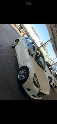 מודעת רכב מאזדה 2