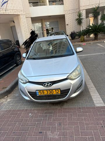 מודעת רכב יונדאי i20