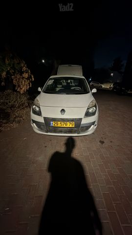 סניק Ex אוט׳ בנזין מיניוואן / MPV 5 מק 2.0 (143 כ״ס)
