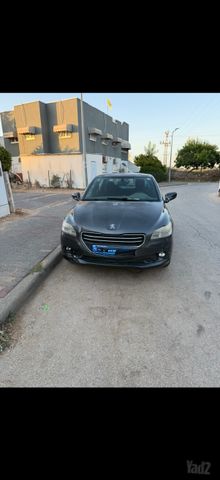 מודעת רכב פיג'ו 301