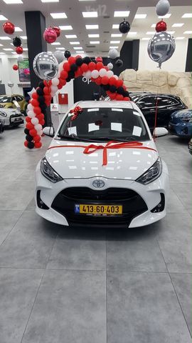 מודעת רכב טויוטה יאריס