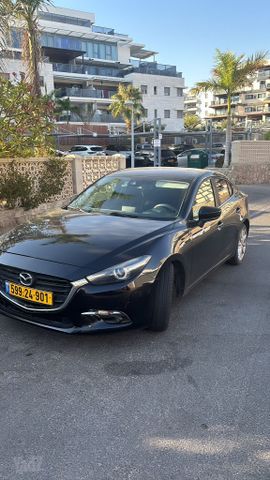 מודעת רכב מאזדה 3