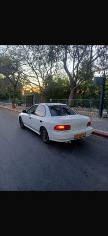 אימפרזה LX ידני סדאן 4 דל 1.6 (95 כ״ס) [2000-2004]