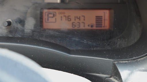 מודעת רכב ניסאן מיקרה