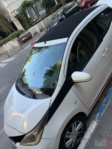 מודעת רכב טויוטה אייגו