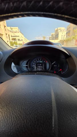 מודעת רכב הונדה אינסייט