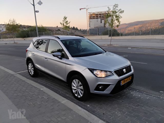 מודעת רכב סיאט ארונה