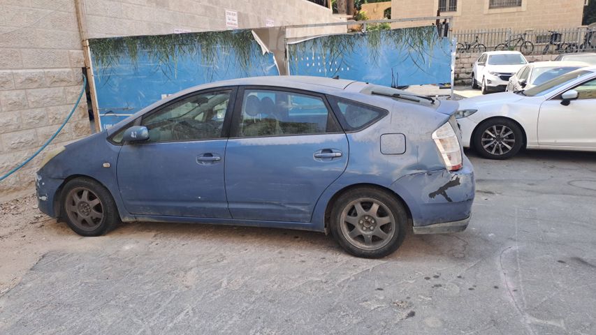 מודעת רכב טויוטה פריוס