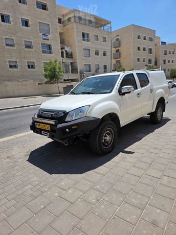 מודעת רכב איסוזו די-מקס