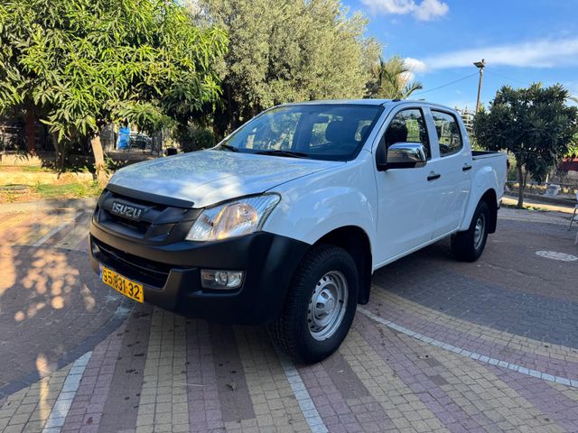 מודעת רכב איסוזו די-מקס