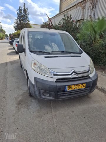 מודעת רכב סיטרואן ג'אמפי