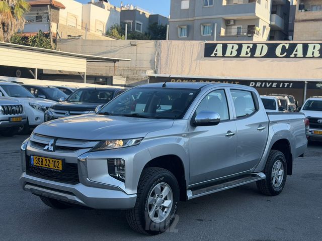 מודעת רכב מיצובישי טרייטון / L200