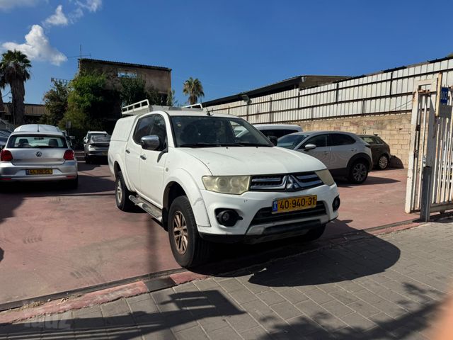 מודעת רכב מיצובישי טרייטון / L200