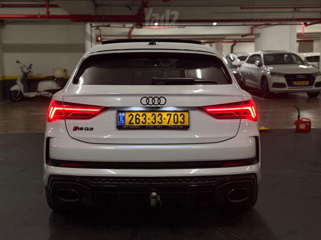 מודעת רכב אאודי RS Q3 1