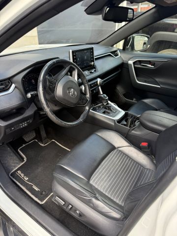 מודעת רכב טויוטה RAV4