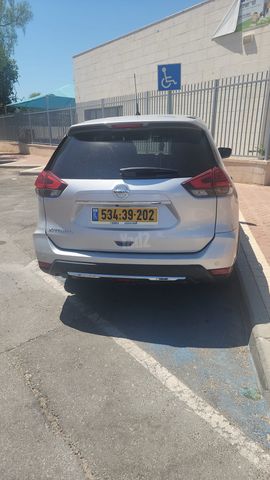 מודעת רכב ניסאן אקס טרייל