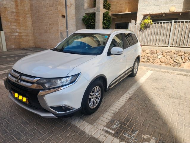 מודעת רכב מיצובישי אאוטלנדר