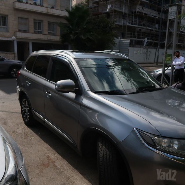 מודעת רכב מיצובישי אאוטלנדר
