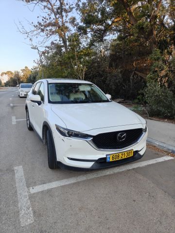 מודעת רכב מאזדה CX-5