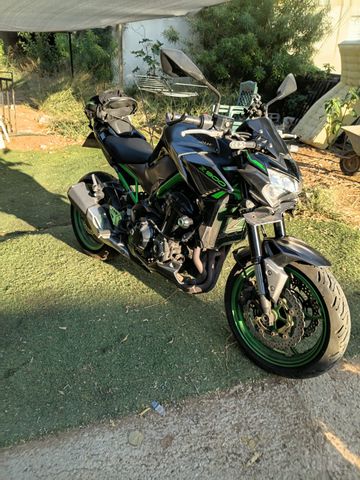 מודעת רכב קאוואסאקי Z900