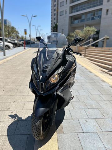 מודעת רכב קימקו דאון-טאון 350
