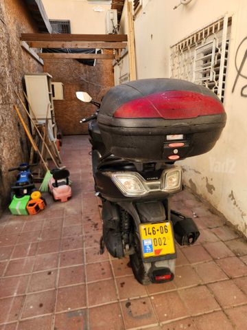 מודעת רכב קימקו דאון-טאון 350