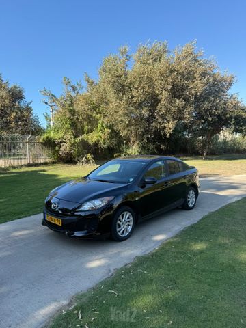 מודעת רכב מאזדה 3