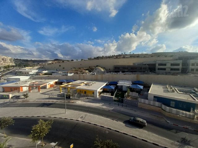 יונה בן אמיתי 49