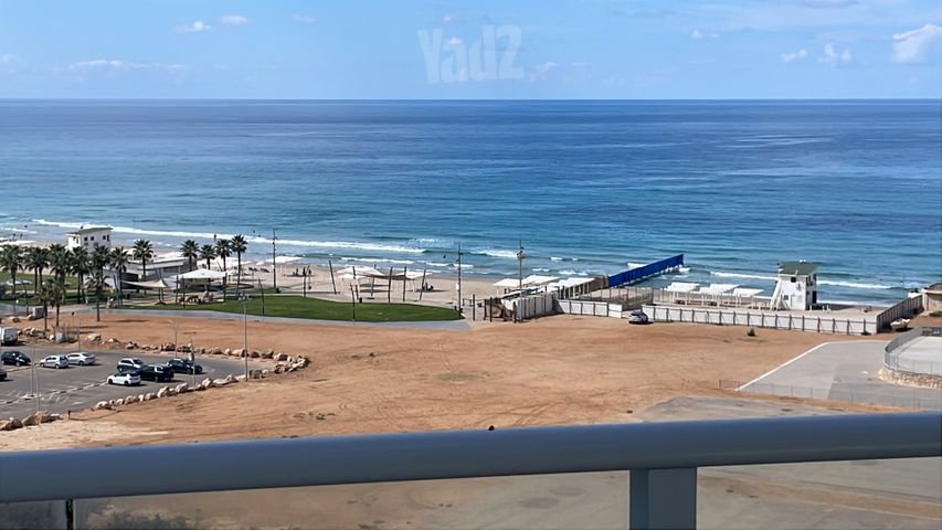 שדרות רחבעם זאבי 11