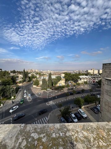 דירה למכירה בירושלים (תיווך) — 5