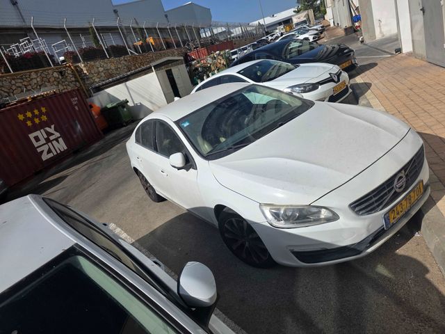 מודעת רכב וולוו S60
