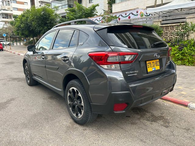 מודעת רכב סובארו XV