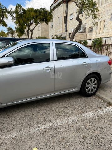 מודעת רכב טויוטה קורולה