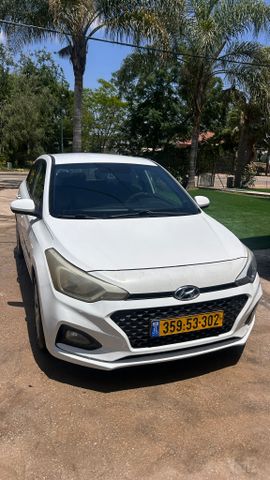 מודעת רכב יונדאי i20
